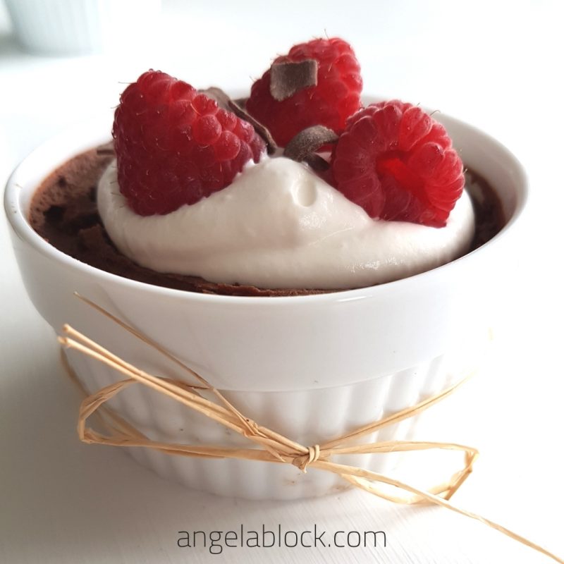 THE EASIEST AND YUMMIEST CHOCOLATE TRUFFLE DESSERT EVER